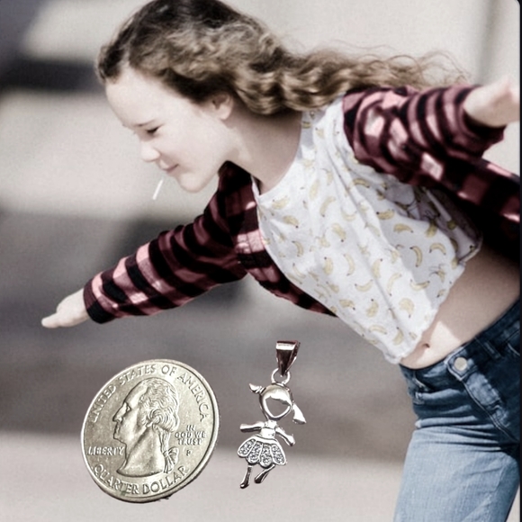 925 Sterling Silver Cubic Zirconia Girl Pendant - Picture 3 of 3